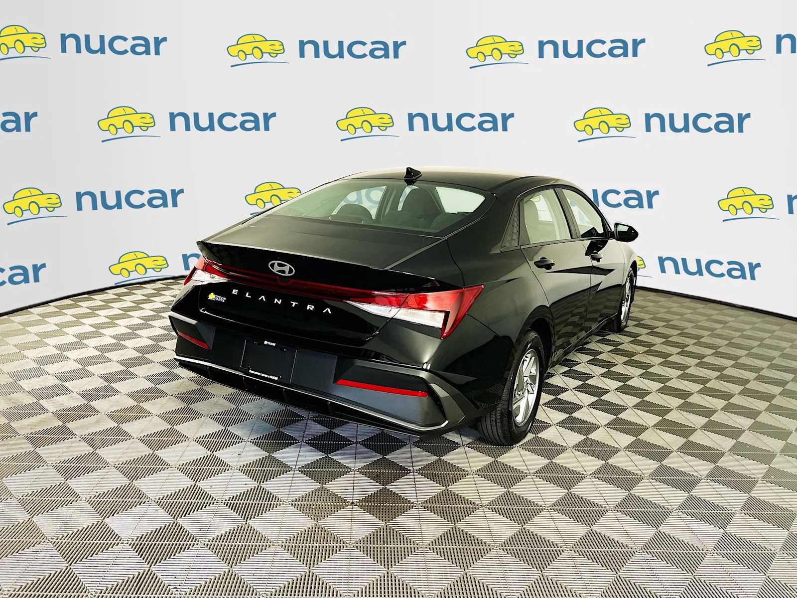 Certified Used 2025 Abyss Black Hyundai SE image 7
