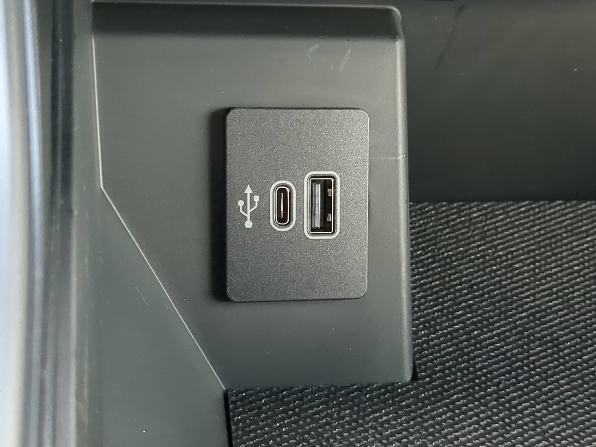 New 2026 Antimatter Blue Metallic Ford Lariat® image 58