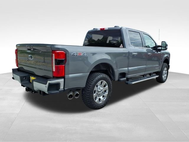 Used 2025 Gray Ford Lariat image 12