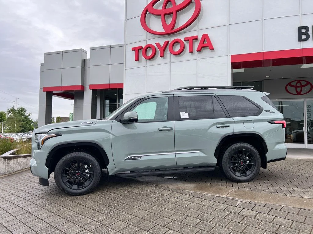 New 2026 Lunar Rock Toyota Platinum image 2