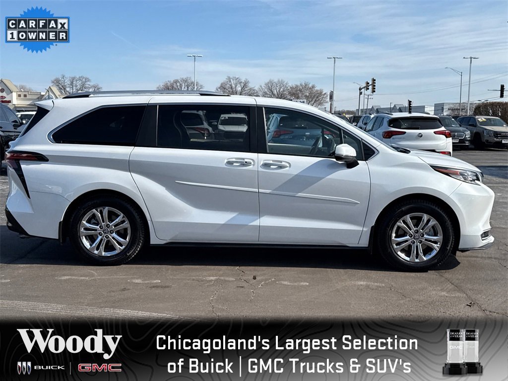 2023 TOYOTA SIENNA - Image 8