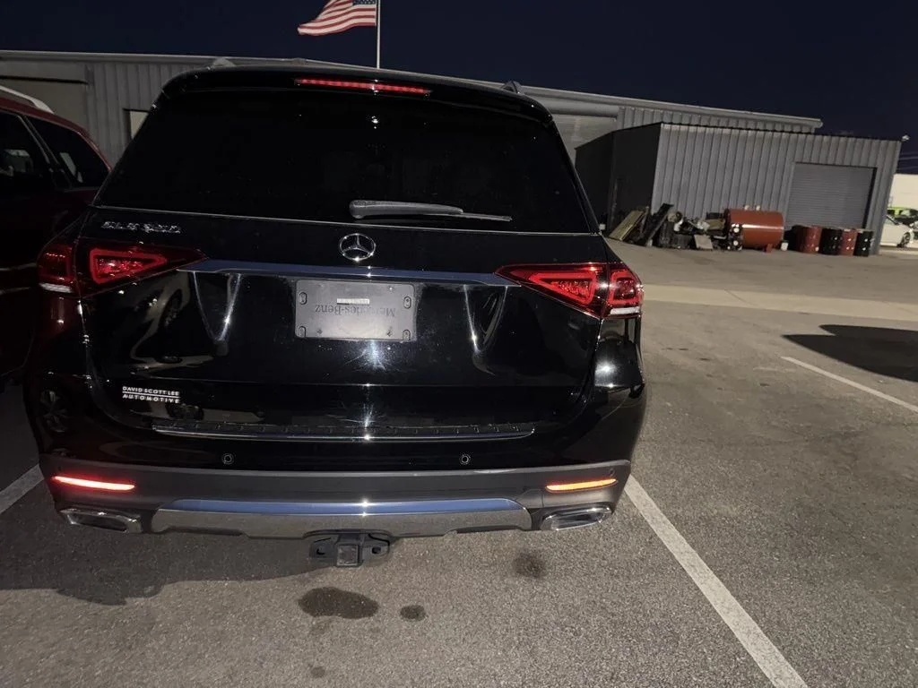Used 2021 Black Mercedes-Benz GLE 350 image 2