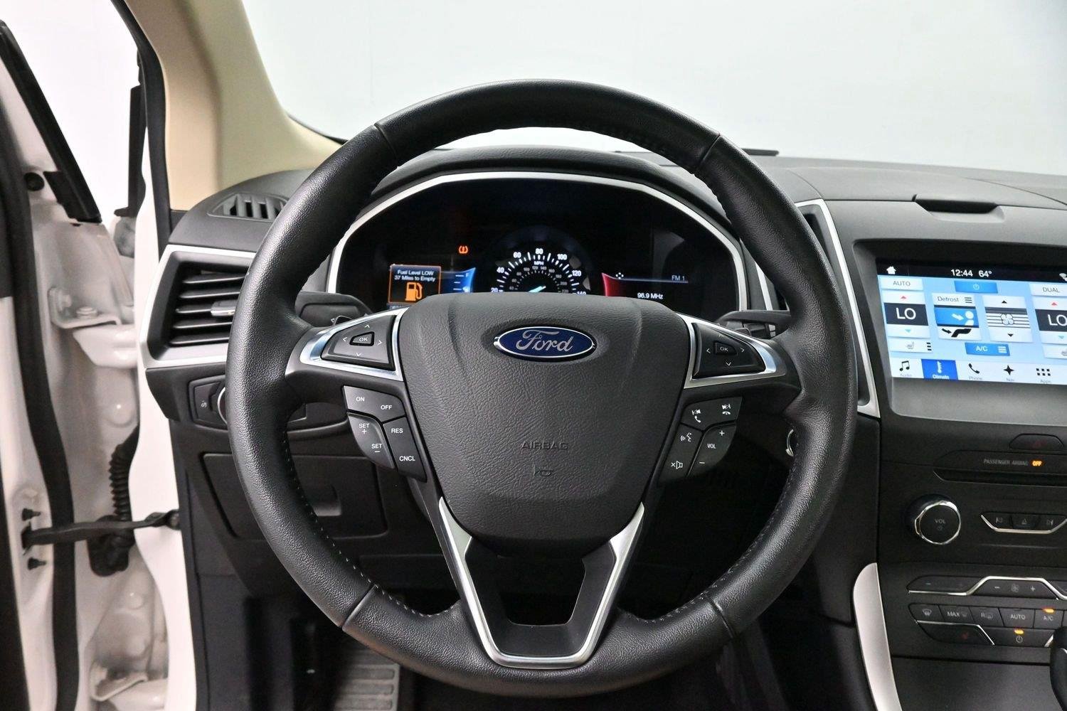 Used 2017 White Platinum Metallic Tri-Coat Ford SEL image 15