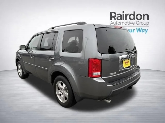 Used 2010 Polished Metal Metallic Honda EX-L image 5