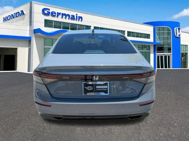 New 2026 Urban Gray Pearl Honda Touring image 4