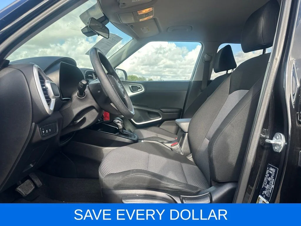 Used 2023 Black Kia LX image 8