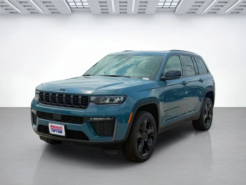 New 2026 Steel Blue Exterior Paint Jeep Limited image 7