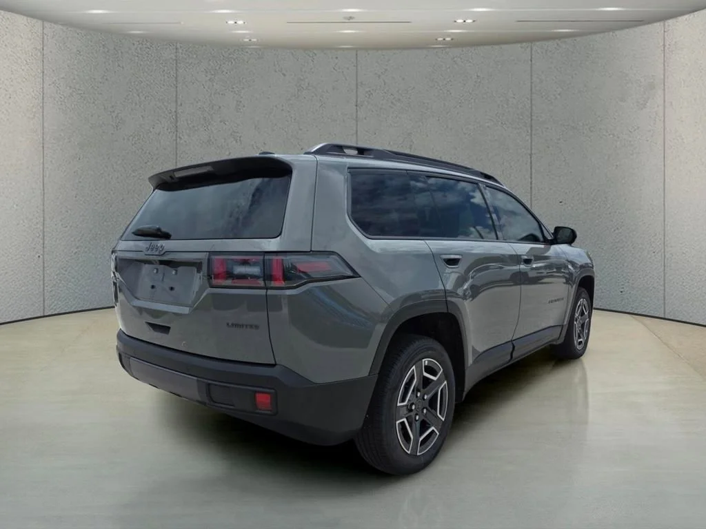 New 2026 Sting-Gray Clear-Coat Exterior Paint Jeep Limited image 4