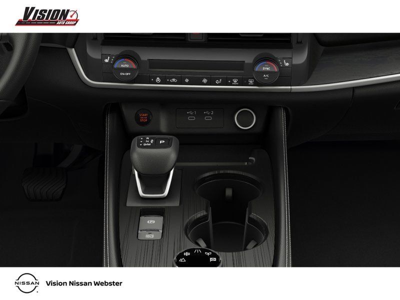 New 2026 White Nissan Platinum image 21