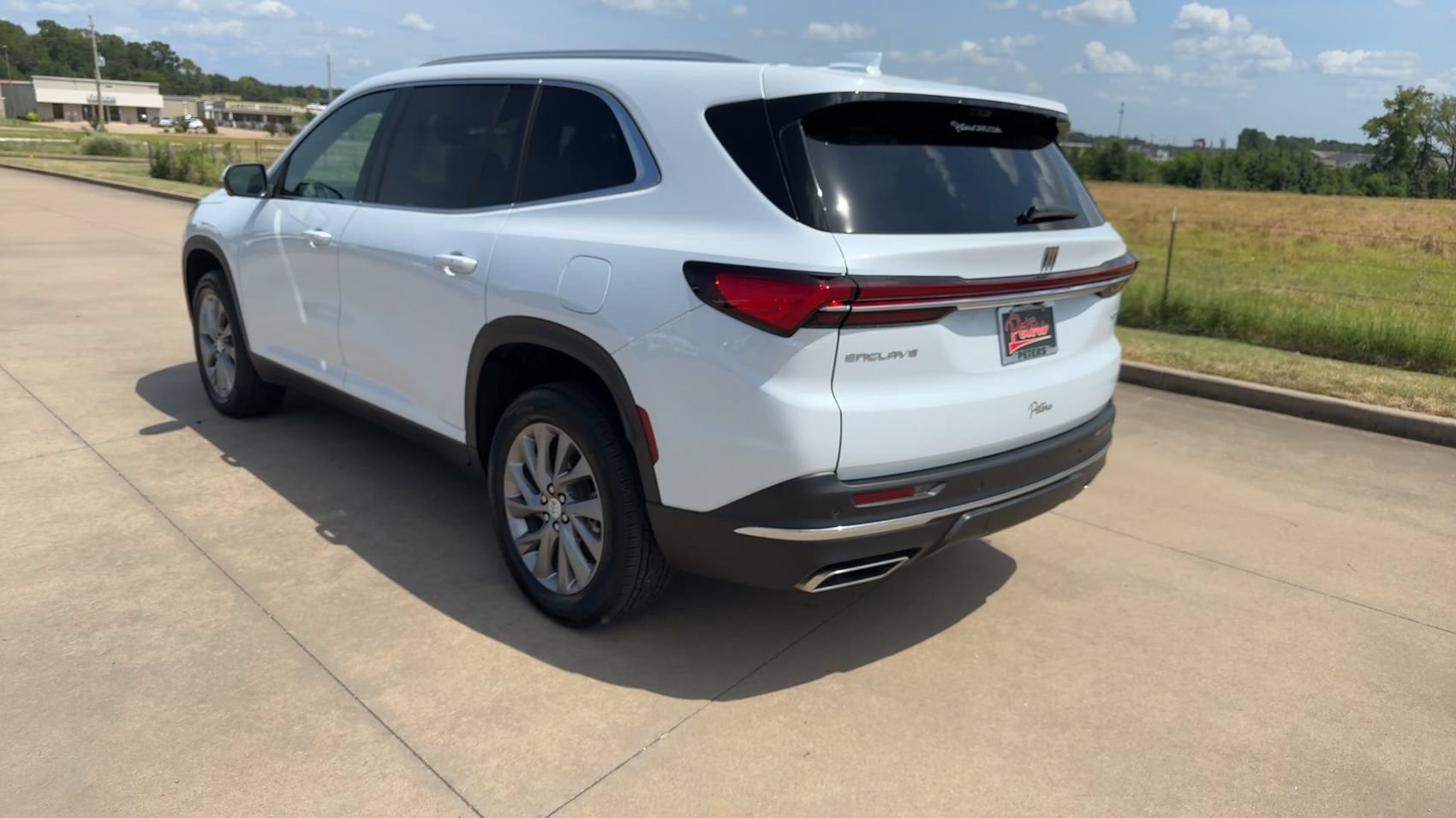 New 2026 Iridescent White Tricoat Buick Preferred image 7