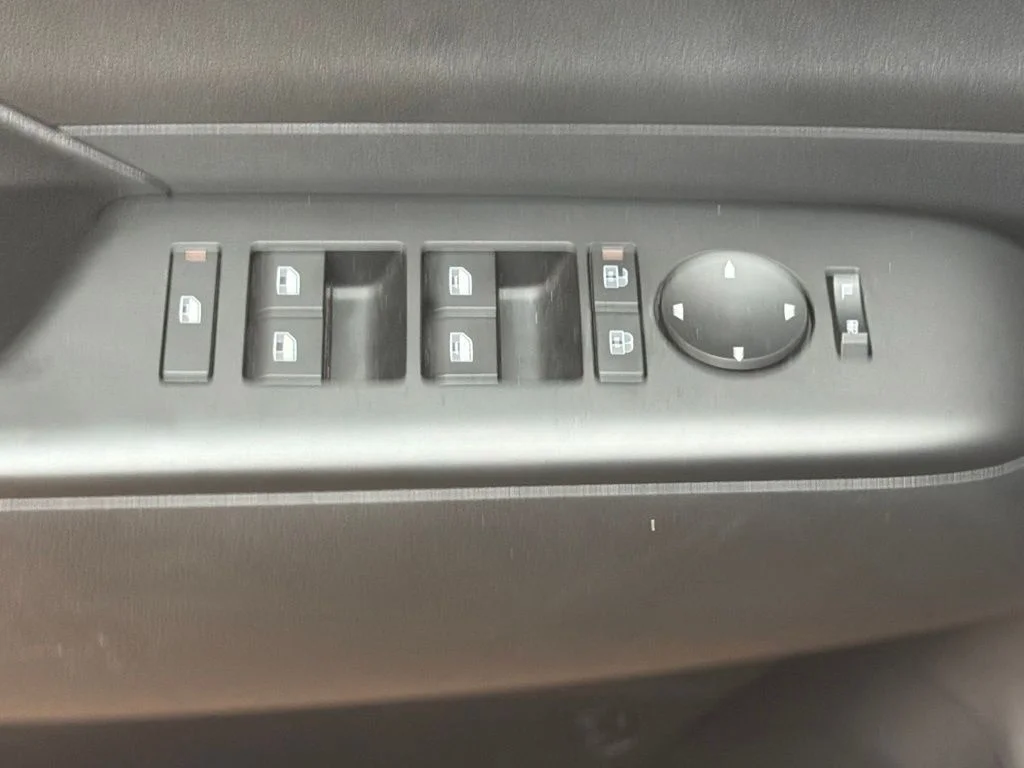Used 2024 Cyber Gray Metallic Hyundai SEL image 22
