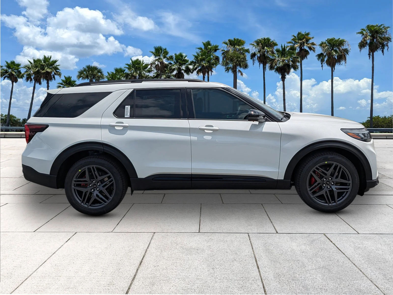 New 2026 Star White Metallic Tri-Coat Ford ST image 8