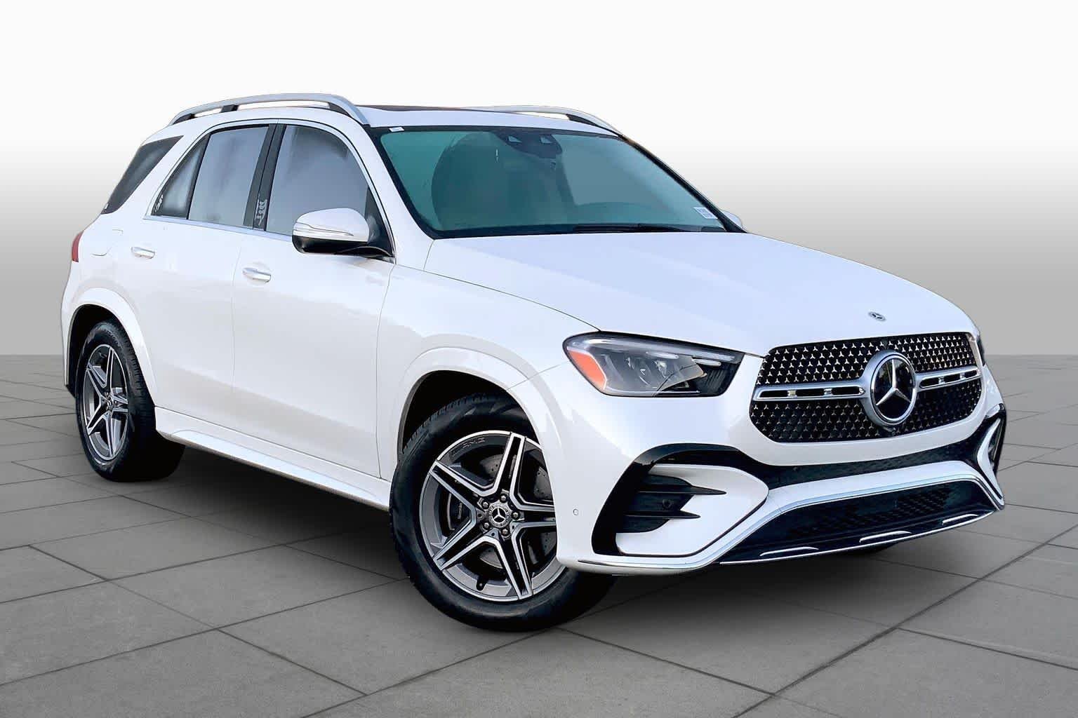Used 2024 MANUFAKTUR Diamond White Metallic Mercedes-Benz GLE 450 image 3