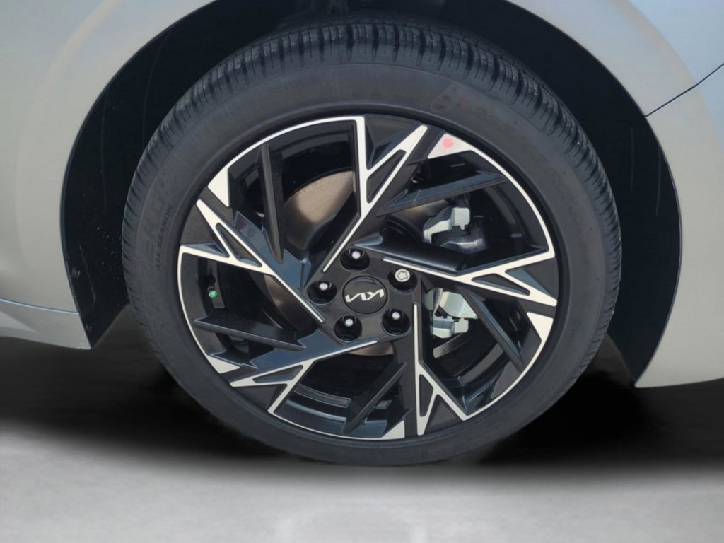 2026 Kia K5 GT-Line - Photo 11
