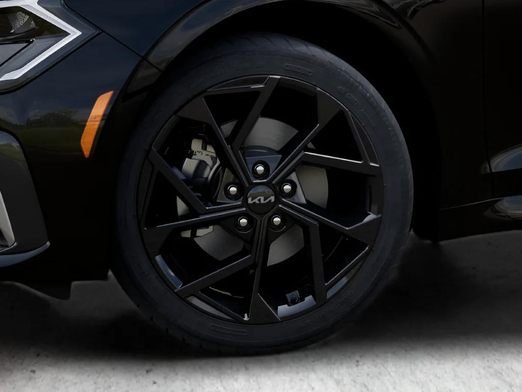 New 2027 Black Kia GT-Line image 9