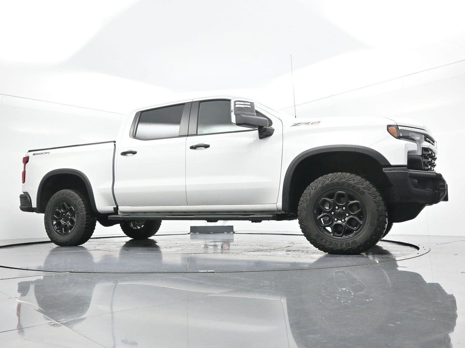 Used 2024 Summit White Chevrolet ZR2 image 46
