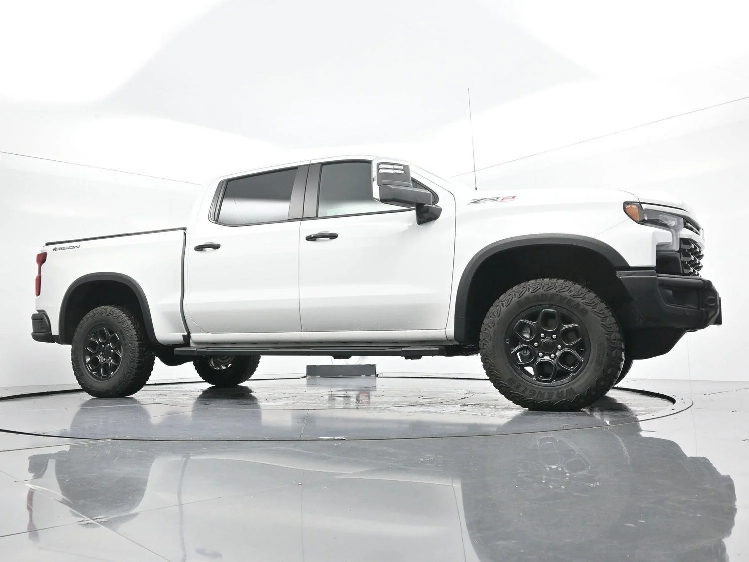 Used 2024 Summit White Chevrolet ZR2 image 46