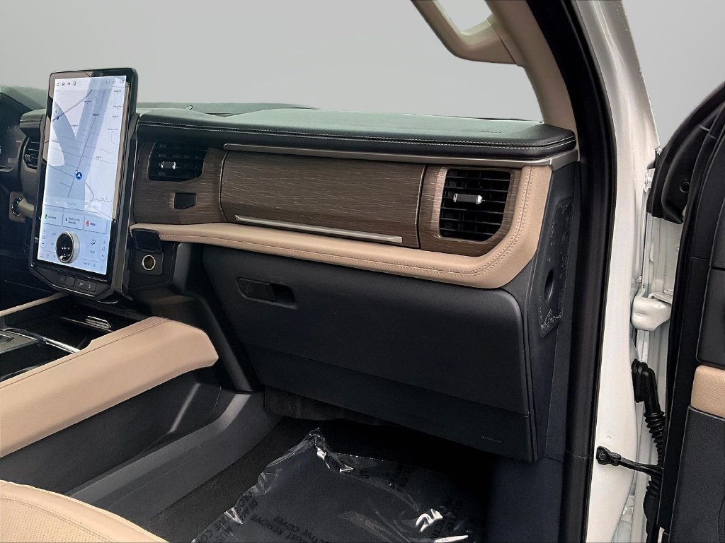 Used 2024 White Ford Limited image 28