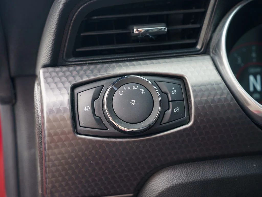 Used 2020 Red Ford GT Premium image 29