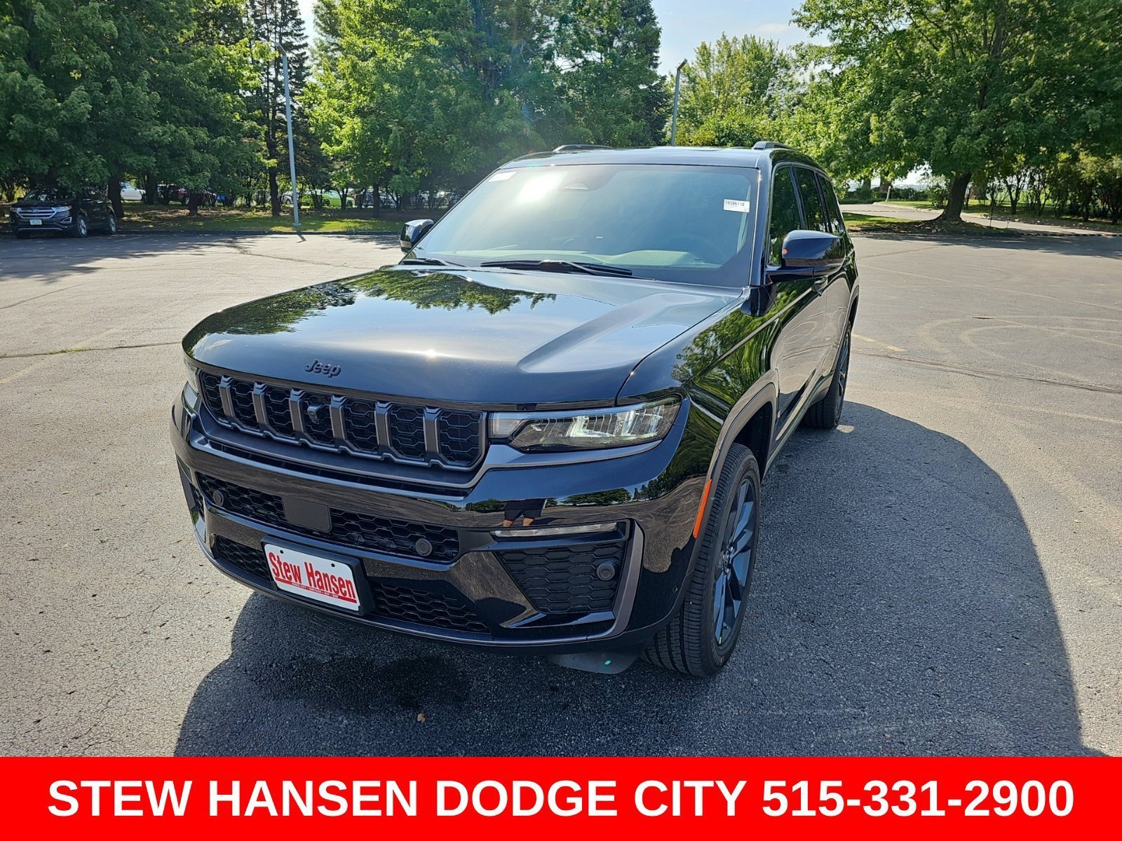 New 2026 Diamond Black Crystal Pearlcoat Jeep 85th Anniversary Edition image 1