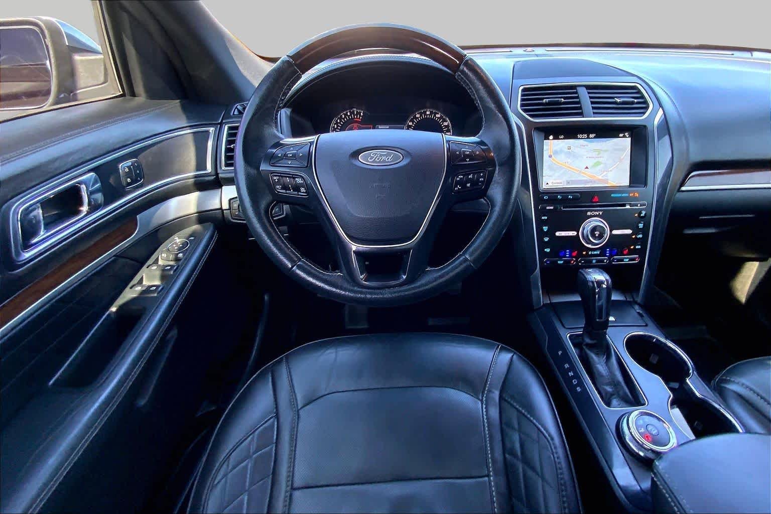 Used 2018 Burgundy Velvet Metallic Tinted Clearcoat Ford Platinum image 6