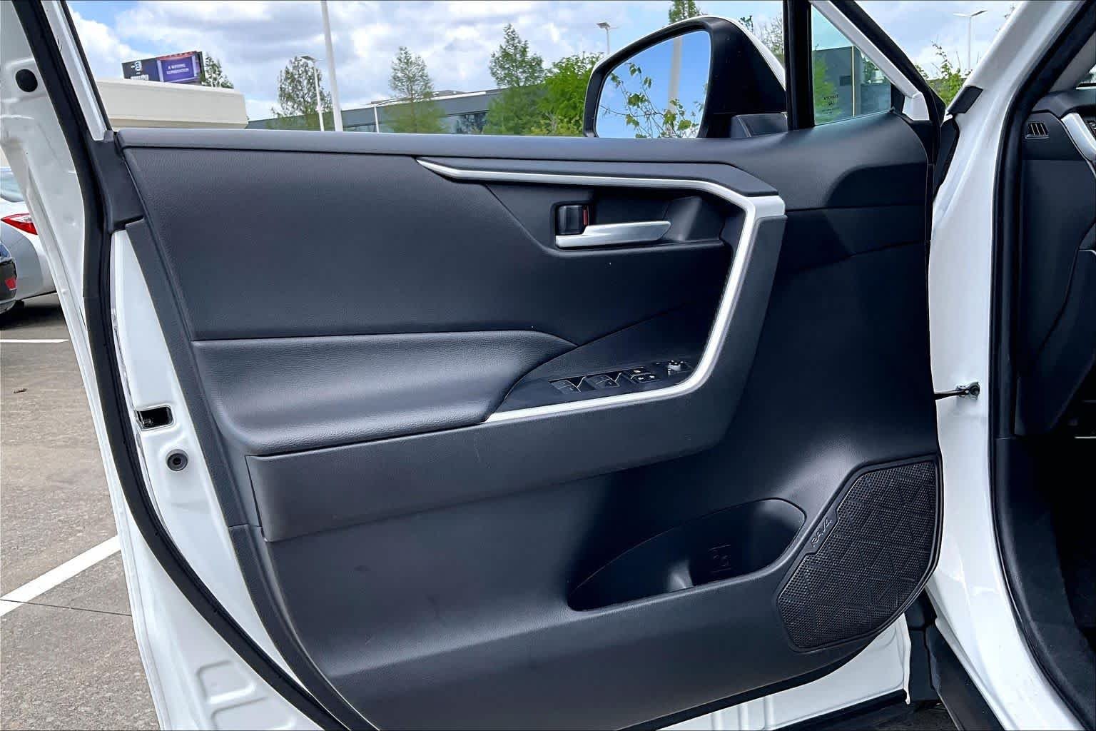 Used 2024 Ice Cap Toyota XLE image 20