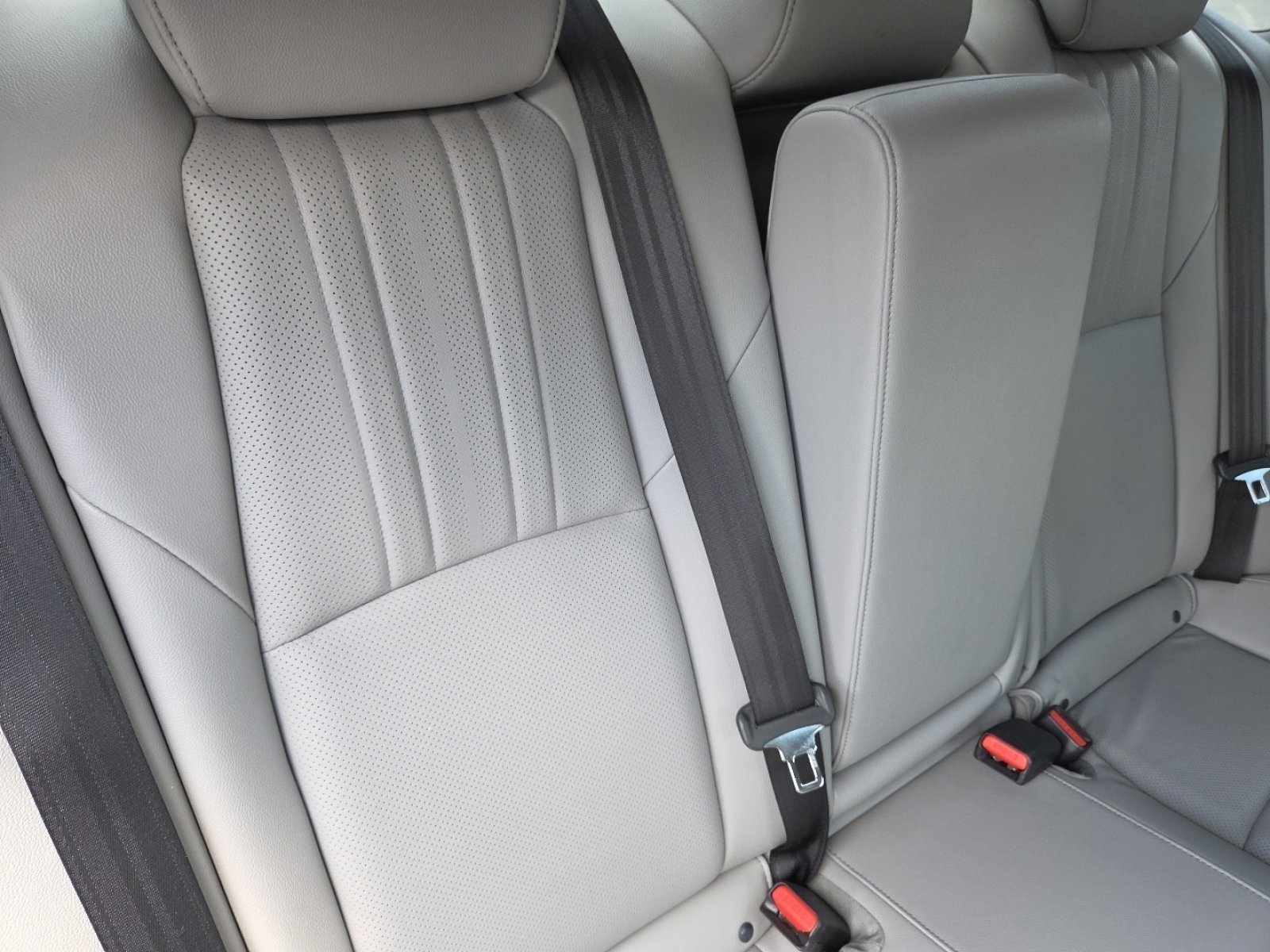 Used 2020 Modern Steel Metallic Honda EX-L image 20