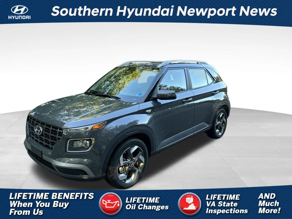 Used 2024 Gray Hyundai SEL image 1