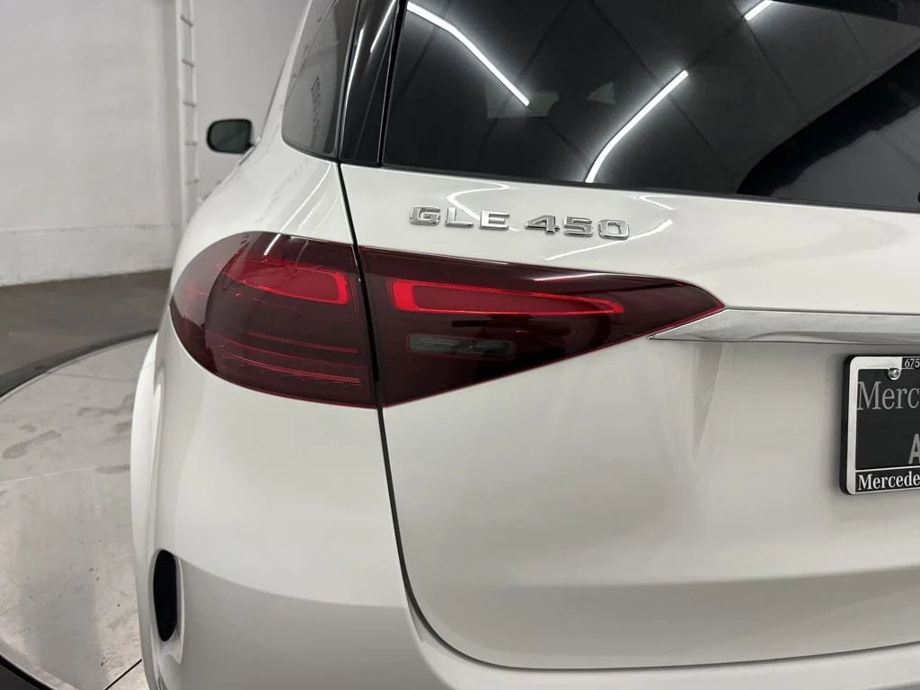 New 2026 White Mercedes-Benz GLE 450 image 11