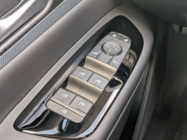 New 2026 Super Black Nissan SL image 27