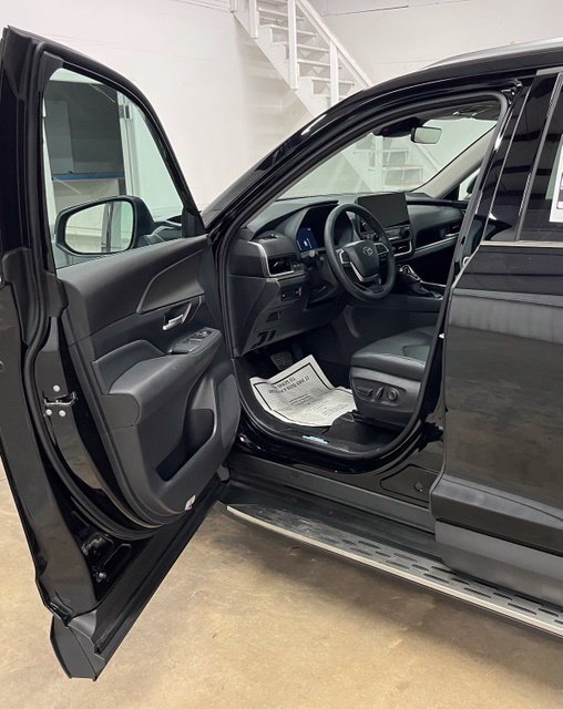 Used 2026 Black Toyota XLE image 22