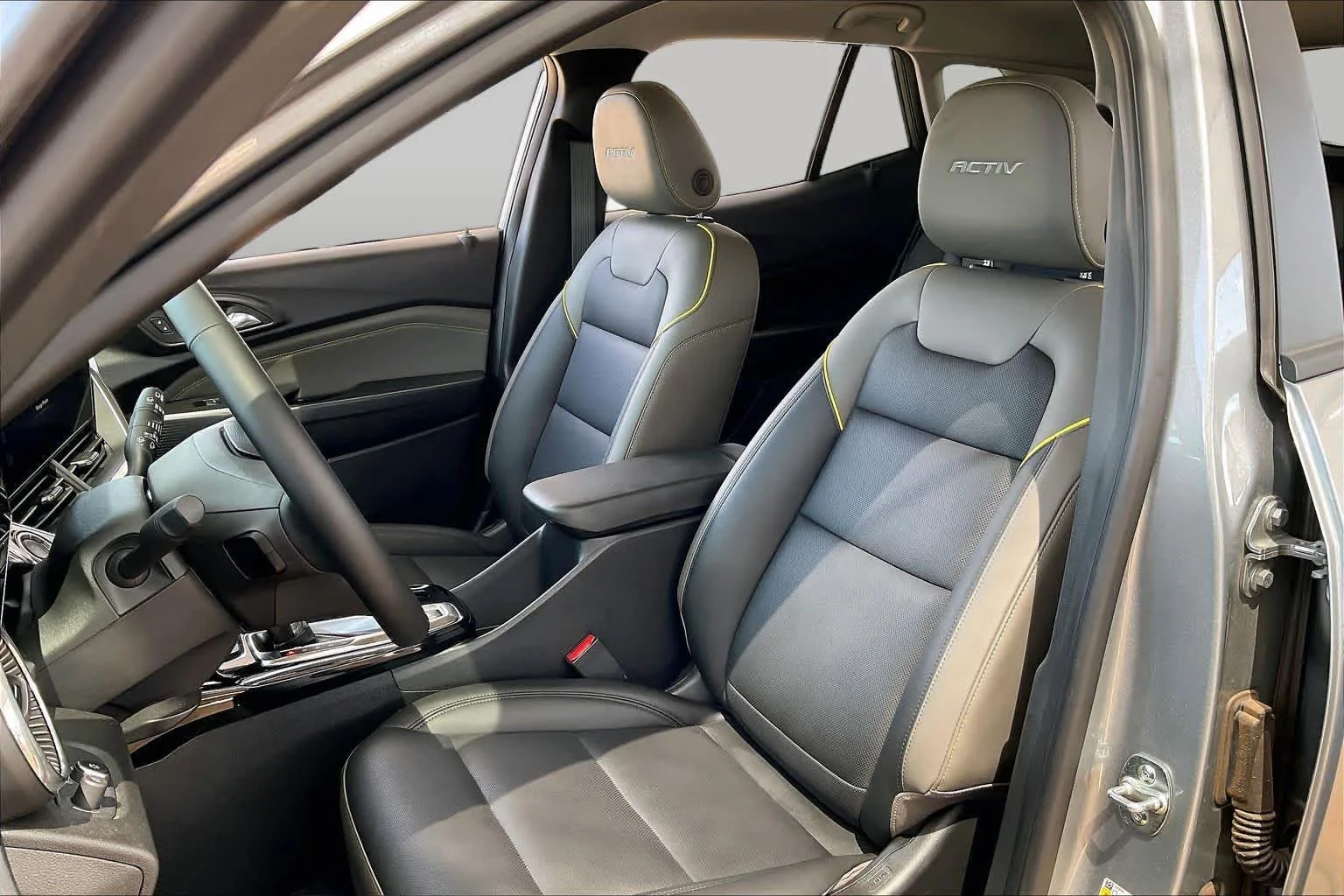 Used 2025 Sterling Gray Metallic Chevrolet ACTIV image 8