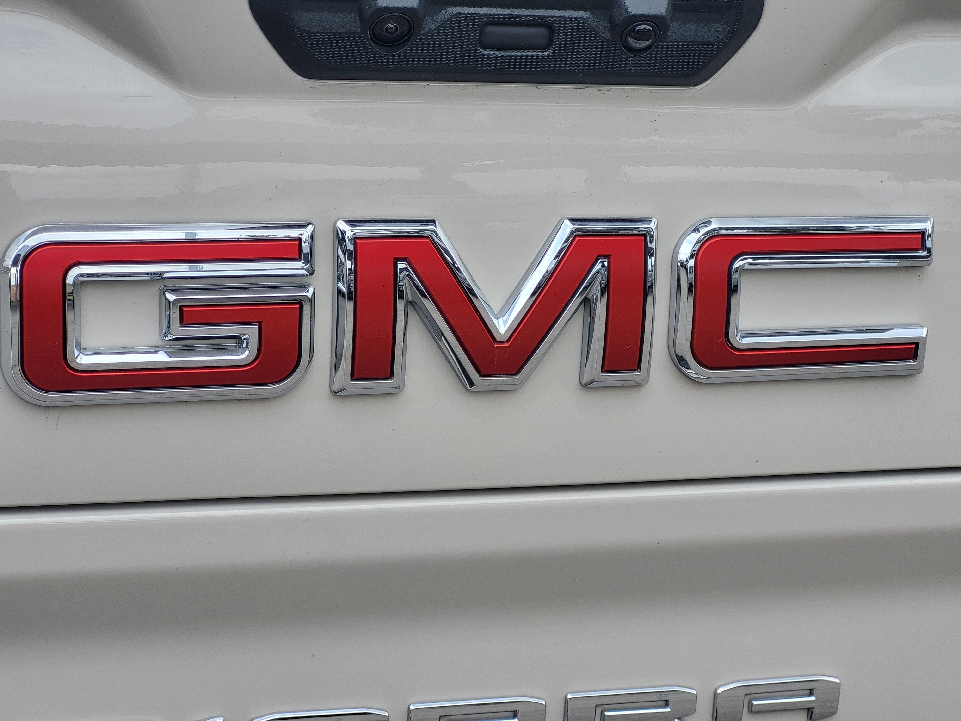 2026 GMC Sierra 1500 AT4 - Photo 13
