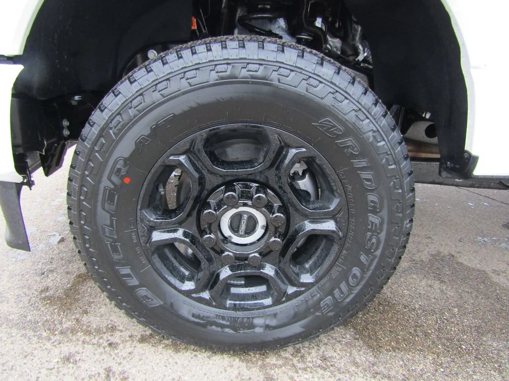 New 2026 Oxford White Ford F-350® XL image 11