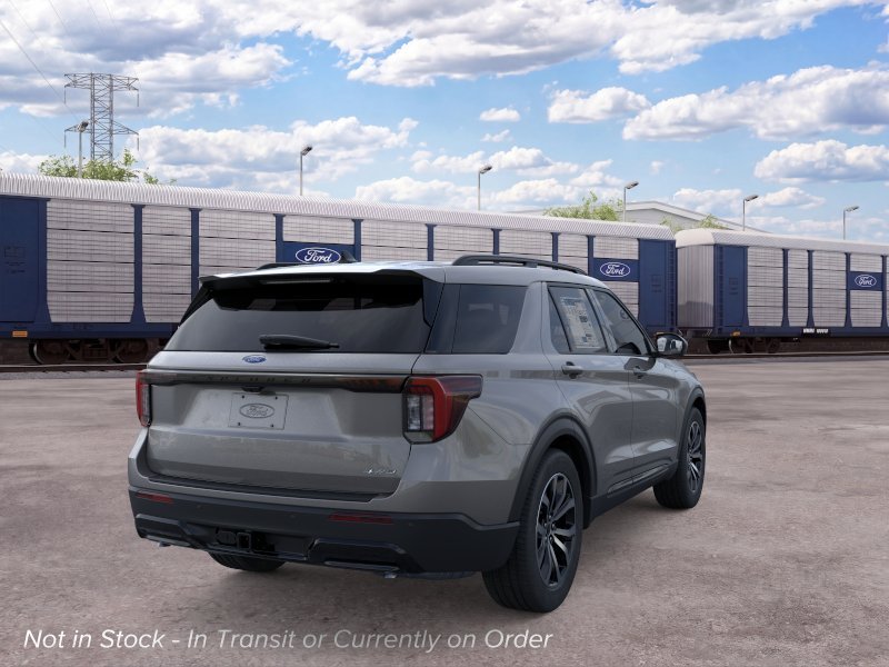 New 2026 Carbonized Gray Metallic Ford ST-Line image 8