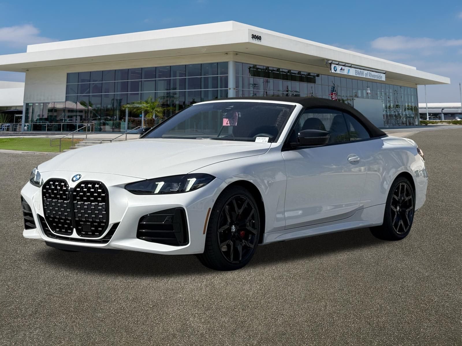 New 2026 Mineral White Metallic BMW 430i image 4