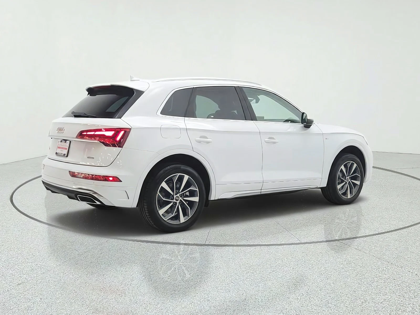 Used 2023 Glacier White Metallic Audi S line Premium image 5