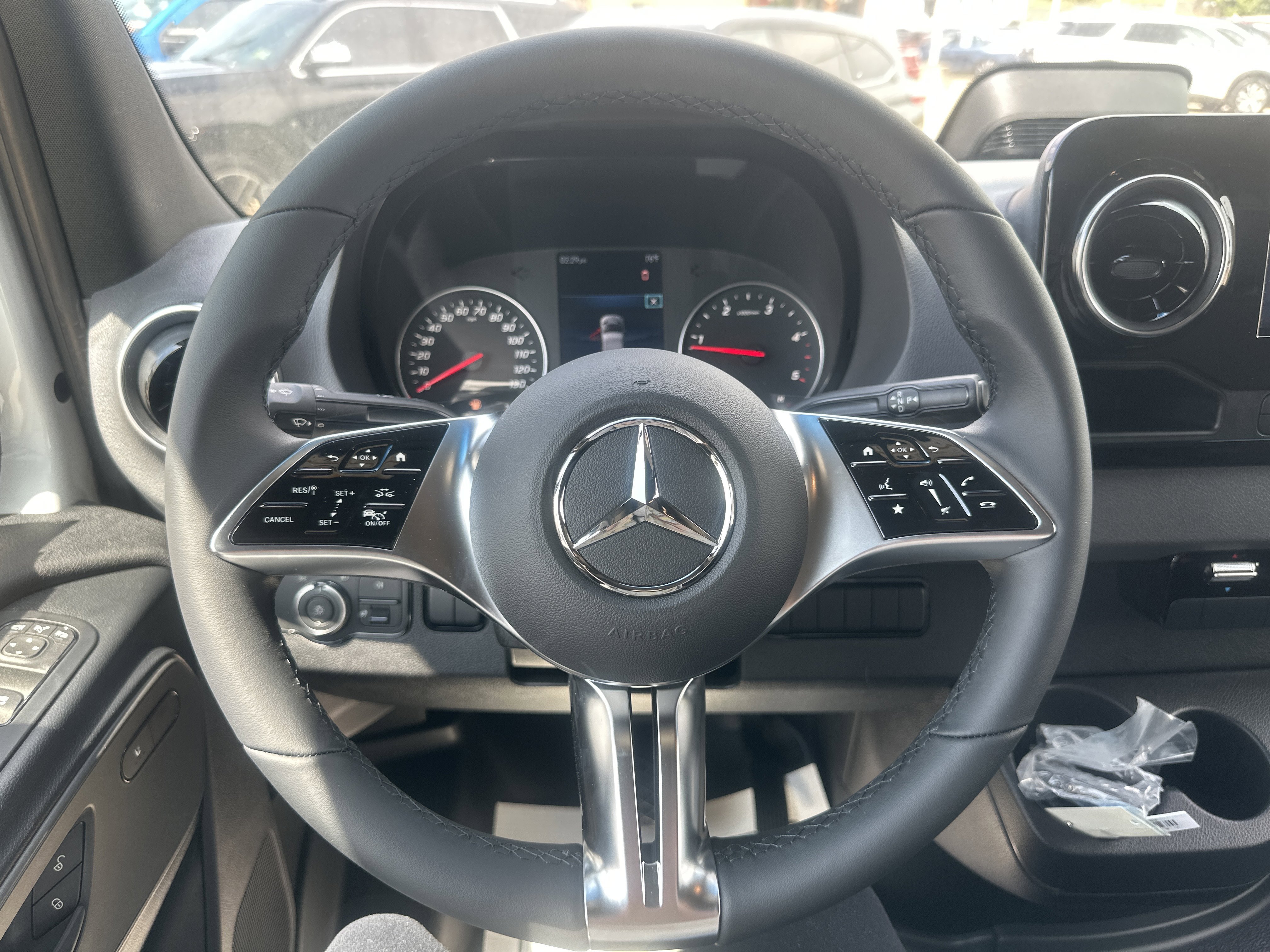 New 2026 ARCTIC WHITE Mercedes-Benz  image 12