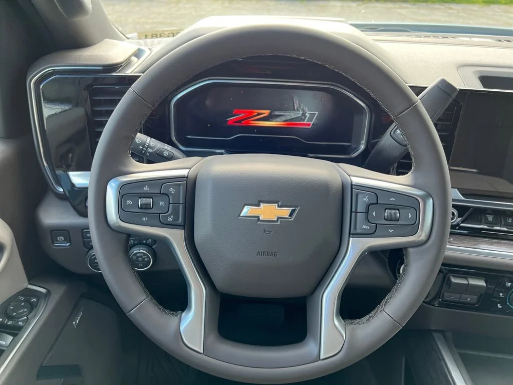 2025 Chevrolet Silverado 2500 HD LTZ - Photo 13