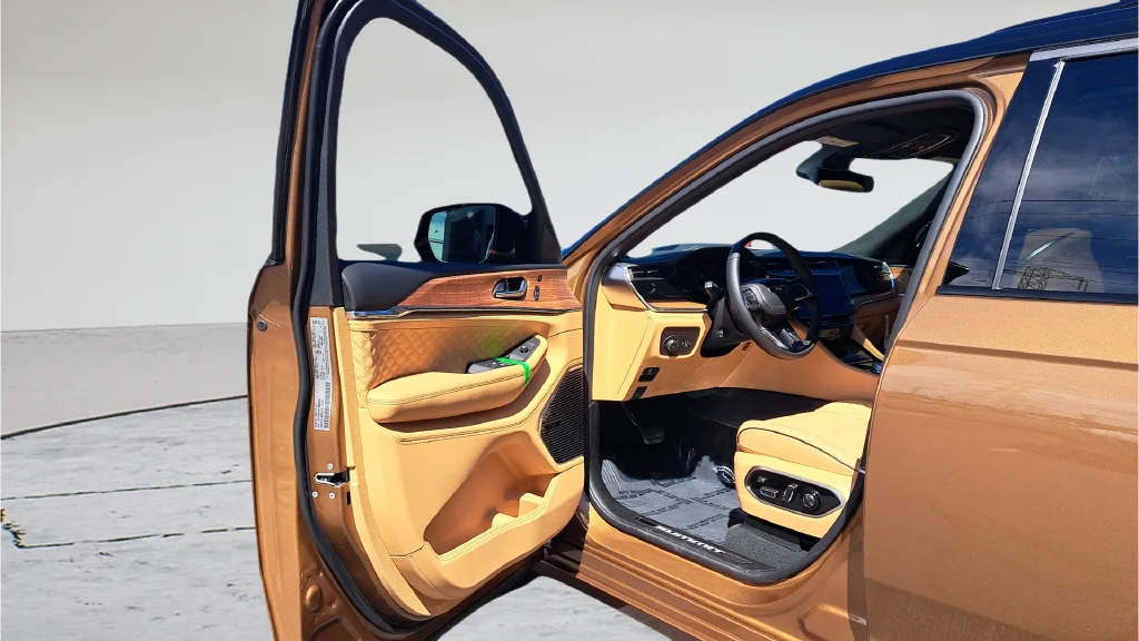 New 2026 Copper Shino Metallic Clear-Coat Exterior Paint Jeep Summit image 9