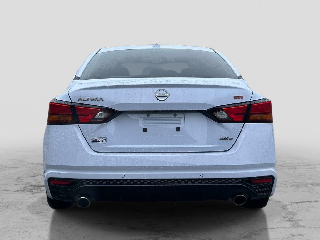 Used 2024 Gray Nissan 2.5 SR image 4