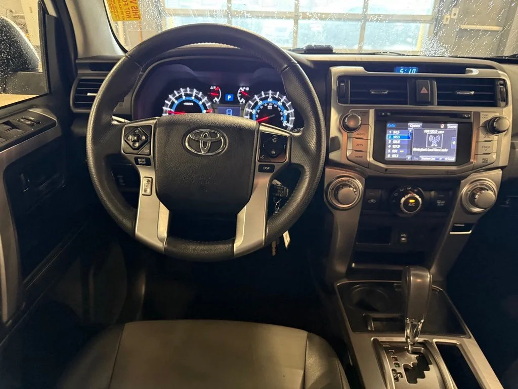 Used 2015 White Toyota SR5 Premium image 10