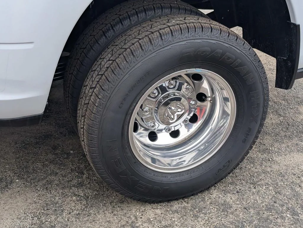 New 2026 White Ram Laramie image 38