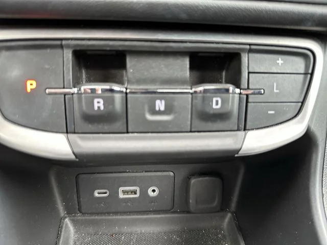 Used 2023 Red GMC SLE image 22