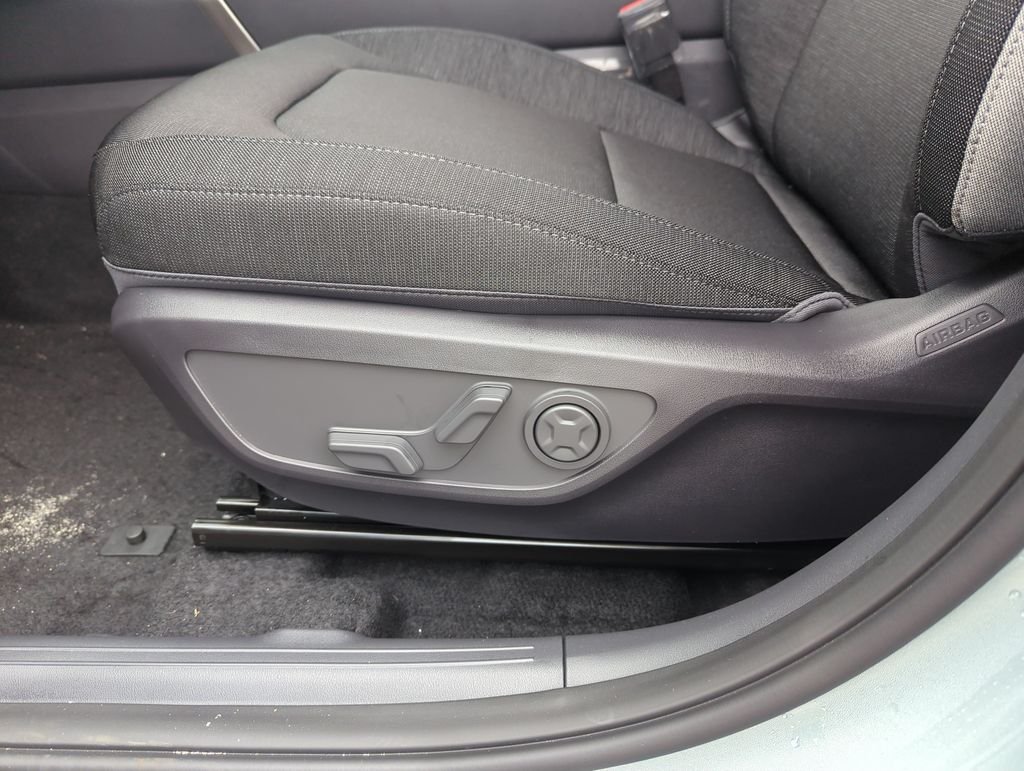 New 2027 Iceberg Green Kia S image 13