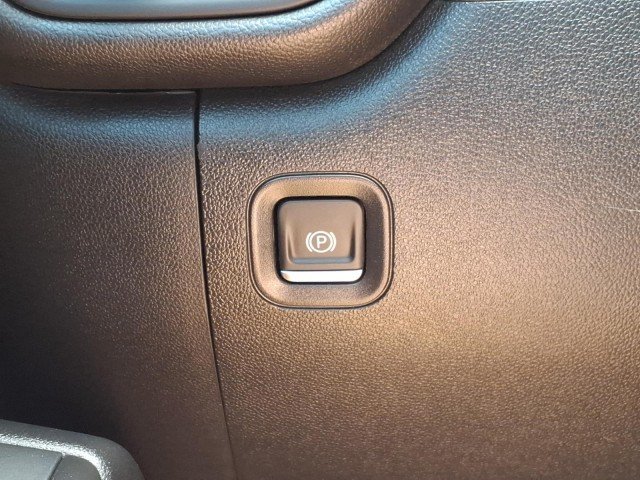 Used 2025 Summit White Chevrolet Custom image 19
