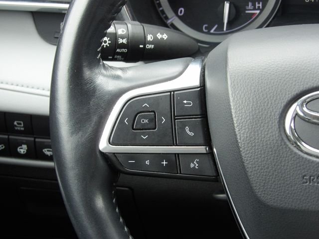 Used 2020 Celestial Silver Metallic Toyota Limited image 25