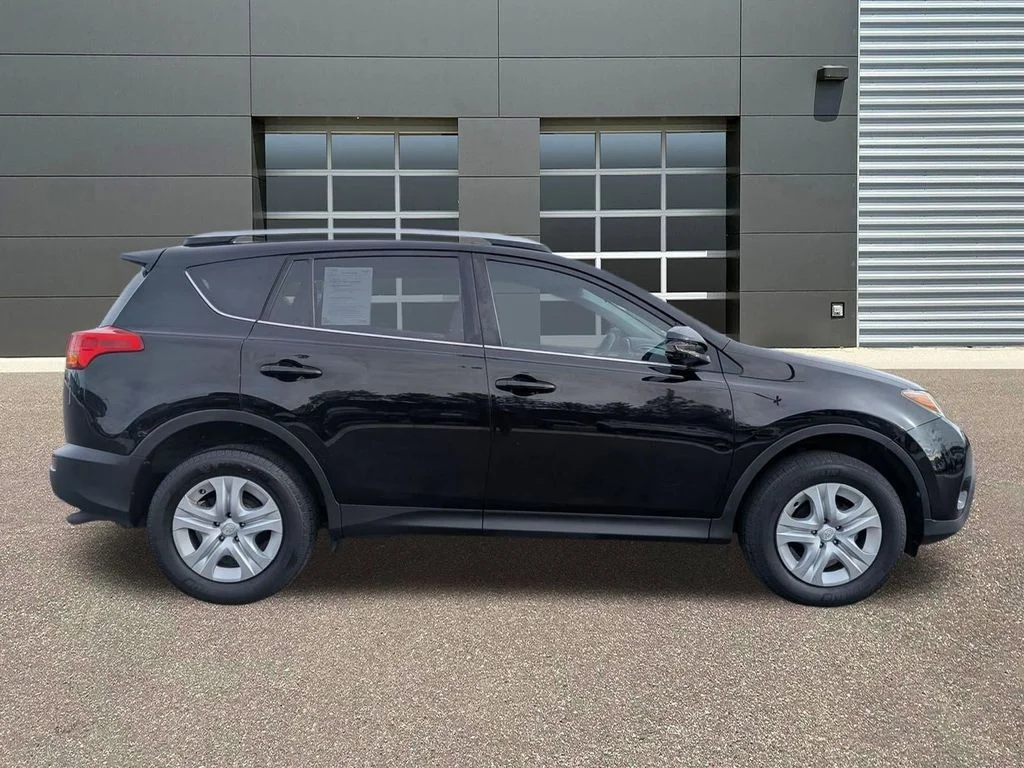 Used 2015 Black Toyota LE image 4