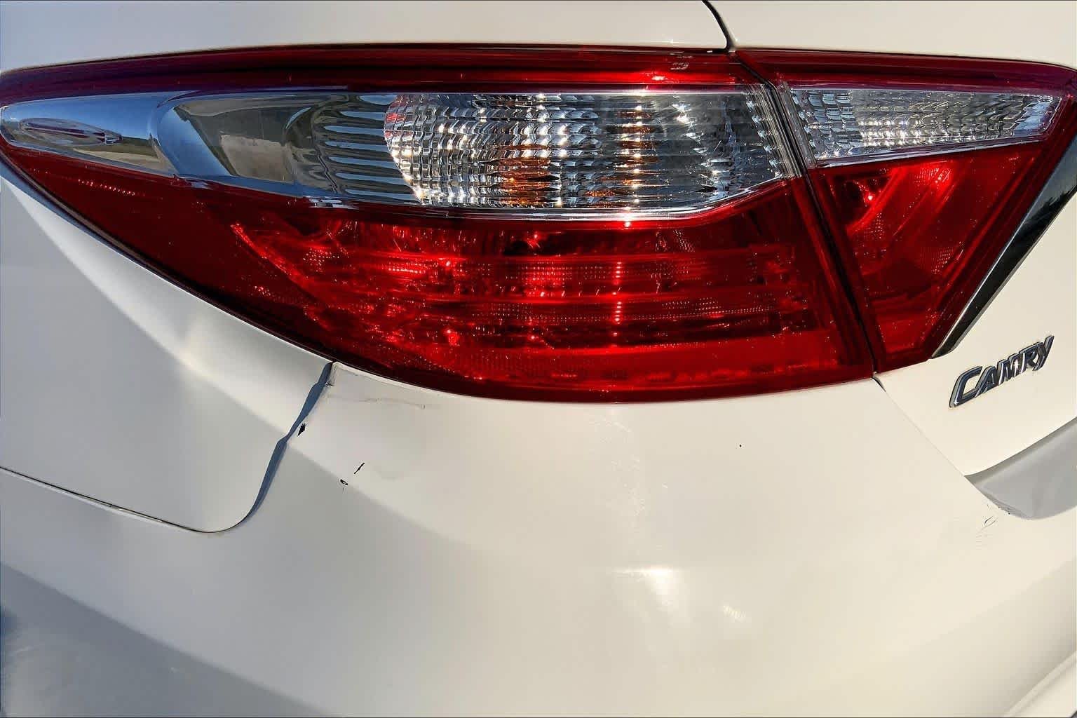 Used 2016 Super White Toyota SE image 28