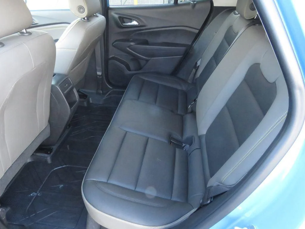 Used 2025 Marina Blue Chevrolet ACTIV image 22